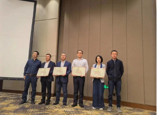 1684740763606886.png 1.png